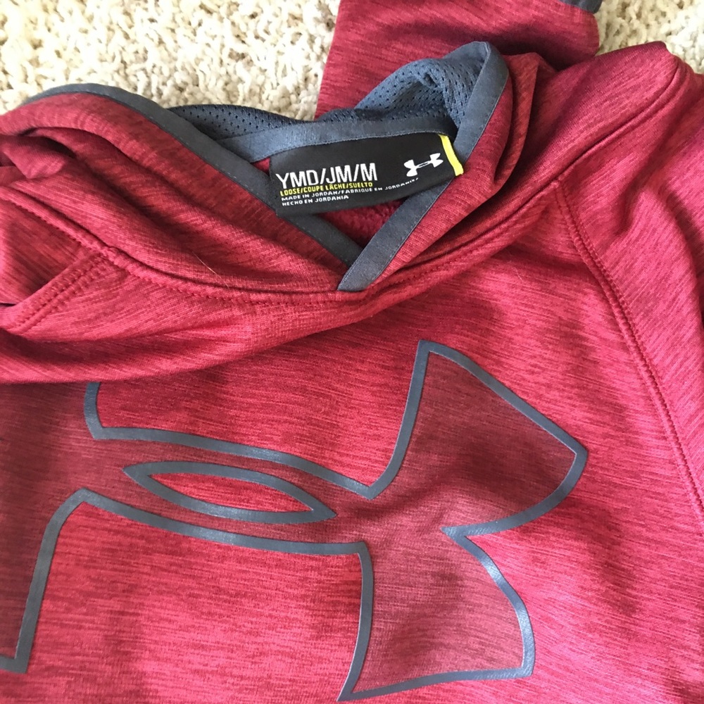 Under Armour hoodie youth med.